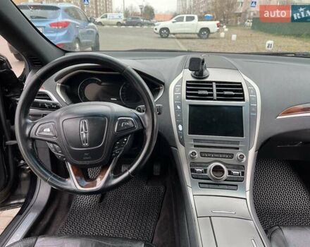 Черный Линкольн МКЗ, объемом двигателя 2 л и пробегом 190 тыс. км за 13500 $, фото 17 на Automoto.ua