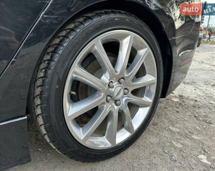 Черный Линкольн МКЗ, объемом двигателя 0 л и пробегом 180 тыс. км за 9400 $, фото 8 на Automoto.ua