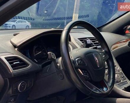 Черный Линкольн МКЗ, объемом двигателя 2 л и пробегом 115 тыс. км за 17000 $, фото 8 на Automoto.ua