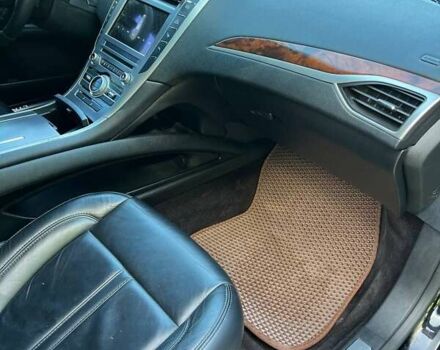 Черный Линкольн МКЗ, объемом двигателя 3 л и пробегом 185 тыс. км за 11900 $, фото 8 на Automoto.ua