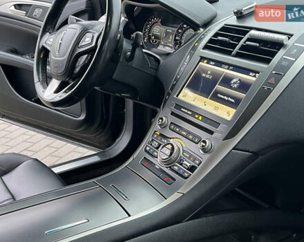 Чорний Лінкольн MKZ, об'ємом двигуна 2 л та пробігом 175 тис. км за 14500 $, фото 24 на Automoto.ua