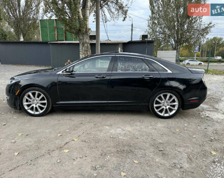 Черный Линкольн МКЗ, объемом двигателя 0 л и пробегом 180 тыс. км за 9400 $, фото 6 на Automoto.ua