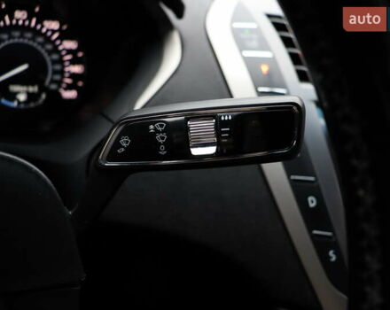 Черный Линкольн МКЗ, объемом двигателя 2 л и пробегом 152 тыс. км за 14900 $, фото 23 на Automoto.ua