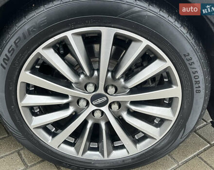 Чорний Лінкольн MKZ, об'ємом двигуна 2 л та пробігом 175 тис. км за 14500 $, фото 27 на Automoto.ua