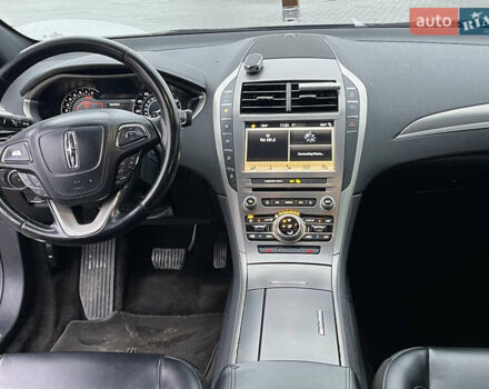 Чорний Лінкольн MKZ, об'ємом двигуна 2 л та пробігом 175 тис. км за 14500 $, фото 21 на Automoto.ua