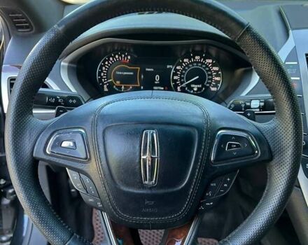 Черный Линкольн МКЗ, объемом двигателя 3 л и пробегом 185 тыс. км за 11900 $, фото 10 на Automoto.ua