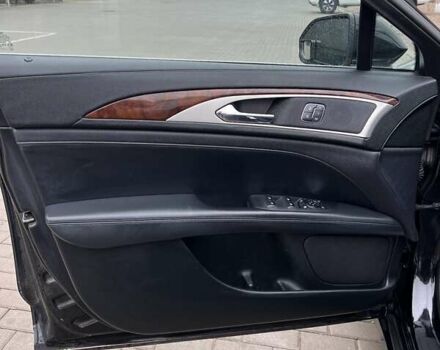 Черный Линкольн МКЗ, объемом двигателя 2 л и пробегом 190 тыс. км за 13500 $, фото 25 на Automoto.ua