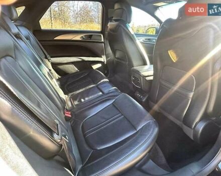 Черный Линкольн МКЗ, объемом двигателя 2 л и пробегом 115 тыс. км за 3000 $, фото 13 на Automoto.ua