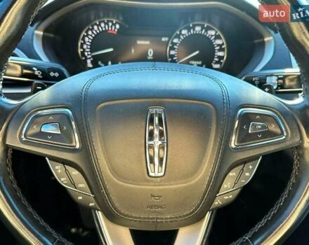 Черный Линкольн МКЗ, объемом двигателя 2 л и пробегом 115 тыс. км за 3000 $, фото 16 на Automoto.ua