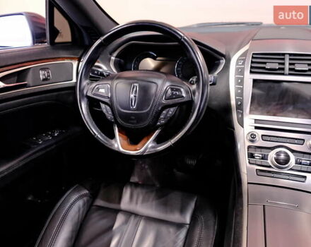 Черный Линкольн МКЗ, объемом двигателя 3 л и пробегом 144 тыс. км за 13900 $, фото 49 на Automoto.ua