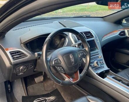 Чорний Лінкольн MKZ, об'ємом двигуна 2 л та пробігом 127 тис. км за 14000 $, фото 5 на Automoto.ua