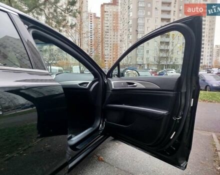Чорний Лінкольн MKZ, об'ємом двигуна 0 л та пробігом 140 тис. км за 17500 $, фото 16 на Automoto.ua