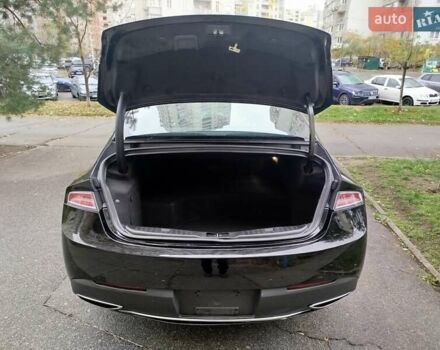 Чорний Лінкольн MKZ, об'ємом двигуна 0 л та пробігом 140 тис. км за 17500 $, фото 8 на Automoto.ua