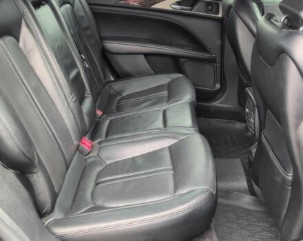 Черный Линкольн МКЗ, объемом двигателя 2 л и пробегом 53 тыс. км за 10000 $, фото 11 на Automoto.ua