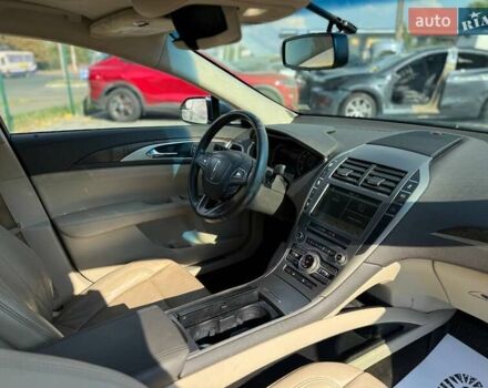 Чорний Лінкольн MKZ, об'ємом двигуна 2 л та пробігом 125 тис. км за 10200 $, фото 13 на Automoto.ua