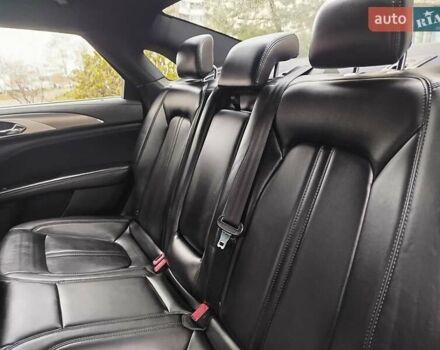 Чорний Лінкольн MKZ, об'ємом двигуна 0 л та пробігом 140 тис. км за 17500 $, фото 21 на Automoto.ua