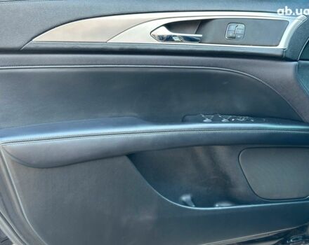 Чорний Лінкольн MKZ, об'ємом двигуна 2 л та пробігом 90 тис. км за 14990 $, фото 10 на Automoto.ua