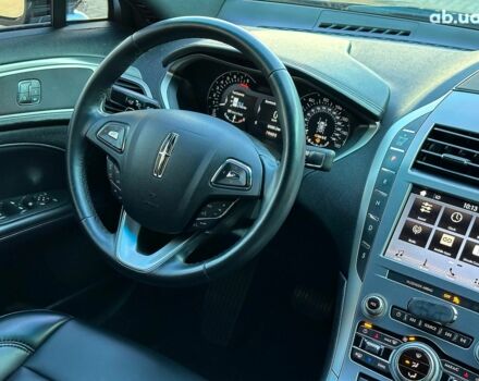 Чорний Лінкольн MKZ, об'ємом двигуна 2 л та пробігом 90 тис. км за 14990 $, фото 20 на Automoto.ua