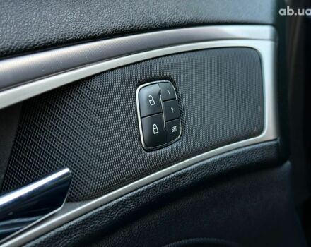 Чорний Лінкольн MKZ, об'ємом двигуна 2 л та пробігом 90 тис. км за 14990 $, фото 12 на Automoto.ua