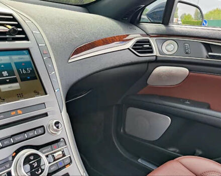 Чорний Лінкольн MKZ, об'ємом двигуна 2 л та пробігом 80 тис. км за 19500 $, фото 28 на Automoto.ua