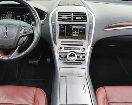 Чорний Лінкольн MKZ, об'ємом двигуна 2 л та пробігом 80 тис. км за 19500 $, фото 20 на Automoto.ua