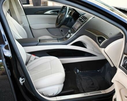 Чорний Лінкольн MKZ, об'ємом двигуна 2 л та пробігом 40 тис. км за 13000 $, фото 8 на Automoto.ua