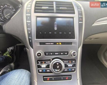 Коричневий Лінкольн MKZ, об'ємом двигуна 2 л та пробігом 59 тис. км за 16700 $, фото 9 на Automoto.ua