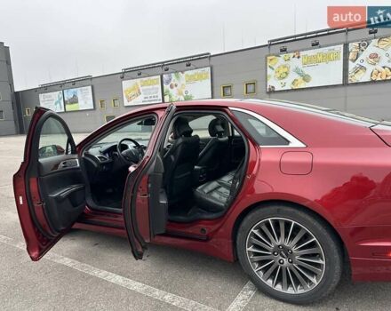 Красный Линкольн МКЗ, объемом двигателя 2 л и пробегом 169 тыс. км за 12500 $, фото 6 на Automoto.ua