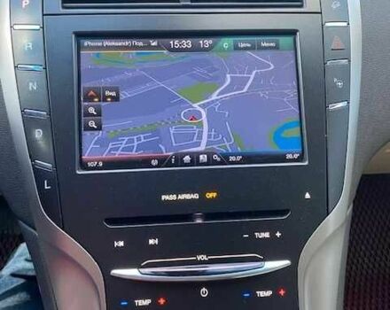 Красный Линкольн МКЗ, объемом двигателя 2 л и пробегом 256 тыс. км за 11500 $, фото 20 на Automoto.ua