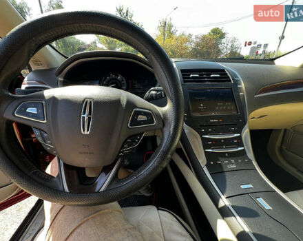 Красный Линкольн МКЗ, объемом двигателя 2 л и пробегом 147 тыс. км за 13300 $, фото 8 на Automoto.ua