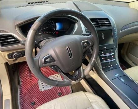 Красный Линкольн МКЗ, объемом двигателя 2 л и пробегом 256 тыс. км за 11500 $, фото 23 на Automoto.ua