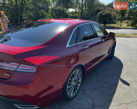 Красный Линкольн МКЗ, объемом двигателя 2 л и пробегом 147 тыс. км за 13300 $, фото 6 на Automoto.ua