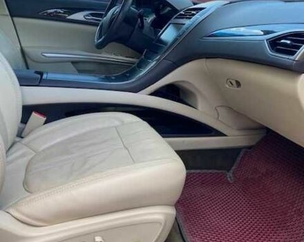 Красный Линкольн МКЗ, объемом двигателя 2 л и пробегом 256 тыс. км за 11500 $, фото 13 на Automoto.ua