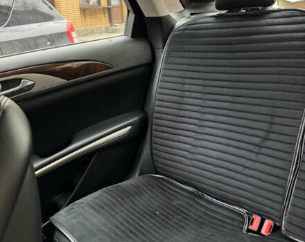 Червоний Лінкольн MKZ, об'ємом двигуна 2 л та пробігом 130 тис. км за 13000 $, фото 10 на Automoto.ua