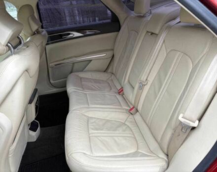 Красный Линкольн МКЗ, объемом двигателя 2 л и пробегом 82 тыс. км за 10100 $, фото 11 на Automoto.ua