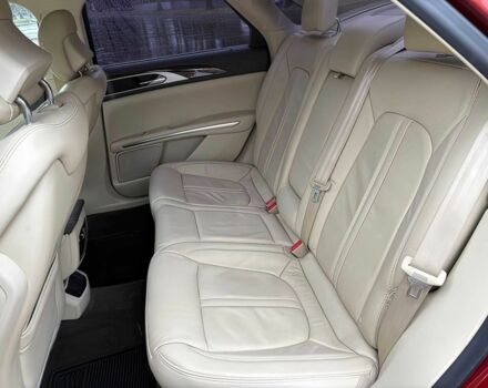 Красный Линкольн МКЗ, объемом двигателя 2 л и пробегом 83 тыс. км за 6000 $, фото 11 на Automoto.ua