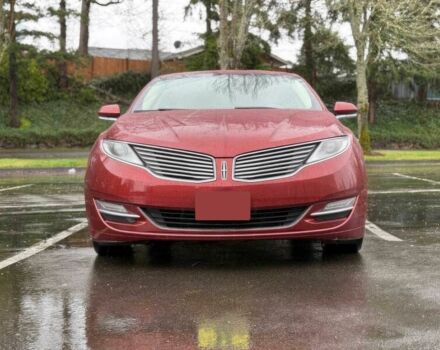 Красный Линкольн МКЗ, объемом двигателя 2 л и пробегом 82 тыс. км за 10100 $, фото 1 на Automoto.ua