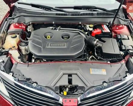 Красный Линкольн МКЗ, объемом двигателя 2 л и пробегом 141 тыс. км за 12500 $, фото 11 на Automoto.ua