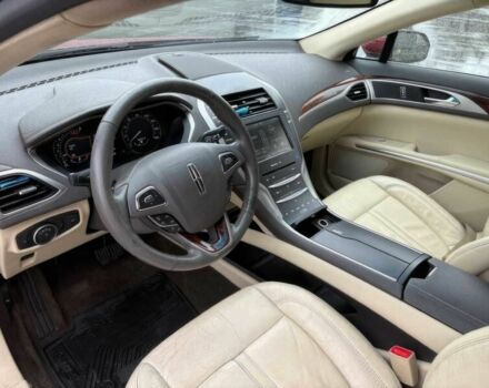 Красный Линкольн МКЗ, объемом двигателя 2 л и пробегом 82 тыс. км за 10100 $, фото 9 на Automoto.ua