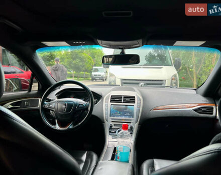 Червоний Лінкольн MKZ, об'ємом двигуна 2 л та пробігом 147 тис. км за 14200 $, фото 5 на Automoto.ua