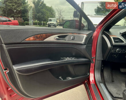 Червоний Лінкольн MKZ, об'ємом двигуна 2 л та пробігом 147 тис. км за 14200 $, фото 8 на Automoto.ua