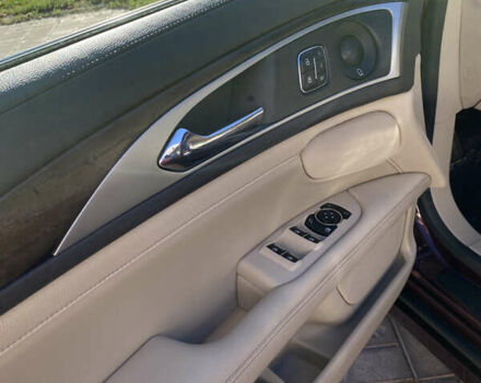 Красный Линкольн МКЗ, объемом двигателя 3.5 л и пробегом 141 тыс. км за 17300 $, фото 10 на Automoto.ua