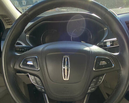 Красный Линкольн МКЗ, объемом двигателя 3.5 л и пробегом 141 тыс. км за 17300 $, фото 18 на Automoto.ua