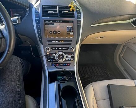 Червоний Лінкольн MKZ, об'ємом двигуна 2 л та пробігом 148 тис. км за 19700 $, фото 8 на Automoto.ua