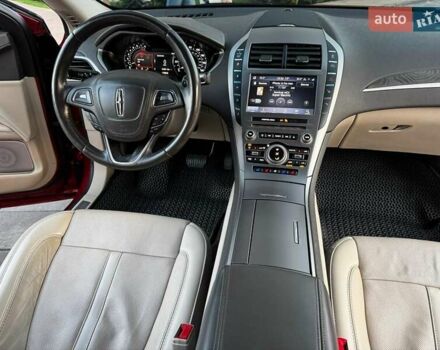 Красный Линкольн МКЗ, объемом двигателя 2 л и пробегом 62 тыс. км за 19900 $, фото 28 на Automoto.ua