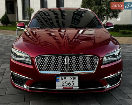 Красный Линкольн МКЗ, объемом двигателя 2 л и пробегом 61 тыс. км за 17900 $, фото 4 на Automoto.ua