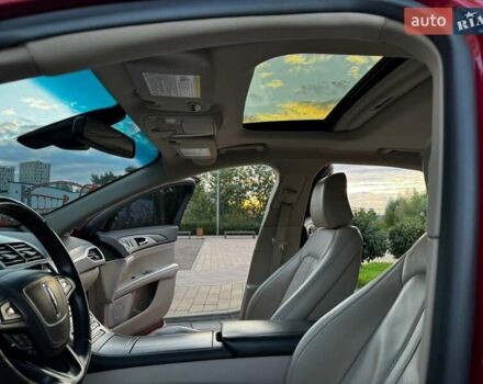 Красный Линкольн МКЗ, объемом двигателя 2 л и пробегом 62 тыс. км за 19900 $, фото 19 на Automoto.ua