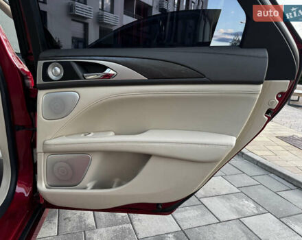 Красный Линкольн МКЗ, объемом двигателя 2 л и пробегом 61 тыс. км за 17900 $, фото 22 на Automoto.ua