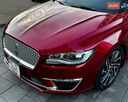 Красный Линкольн МКЗ, объемом двигателя 2 л и пробегом 62 тыс. км за 19900 $, фото 2 на Automoto.ua