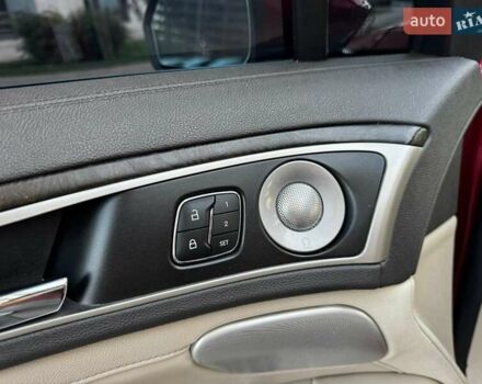 Красный Линкольн МКЗ, объемом двигателя 2 л и пробегом 62 тыс. км за 19900 $, фото 15 на Automoto.ua